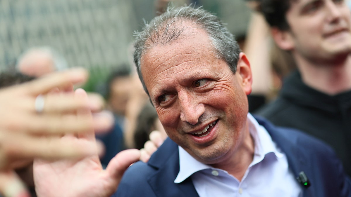 Brad Lander (D)